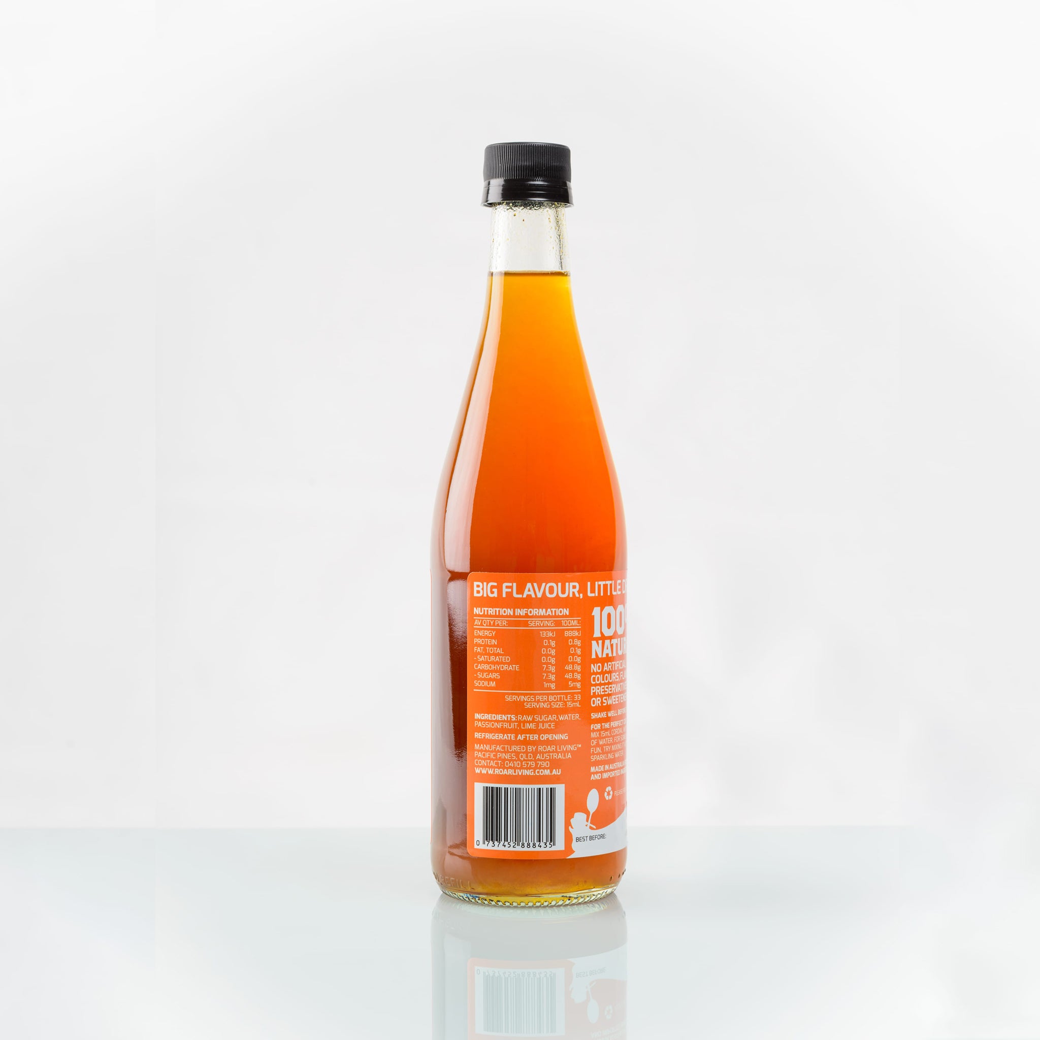 Roar Living 100% natural passionfruit cordial back label. Ingredients, raw sugarm water, passionfruit, lime juice. Completely vegan and free from any nasty ingredients. Shake well beofre easch use and place in fridge once opened 
